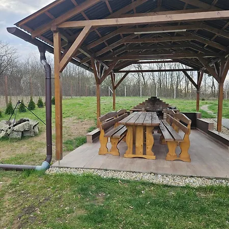 Toparti Roenkhaz Vaja Exterior photo